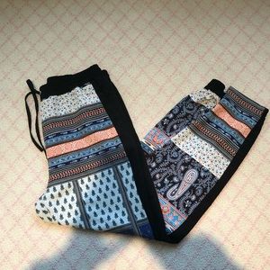 TopShop Super Light Joggers Size 6